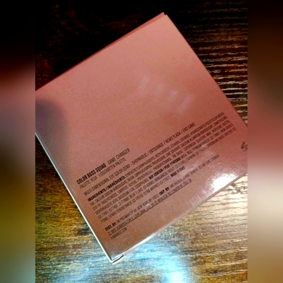 IL MAKIAGE (Game Changer) - Color Boss Squad Eyeshadow Palette - Picture 3 of 12